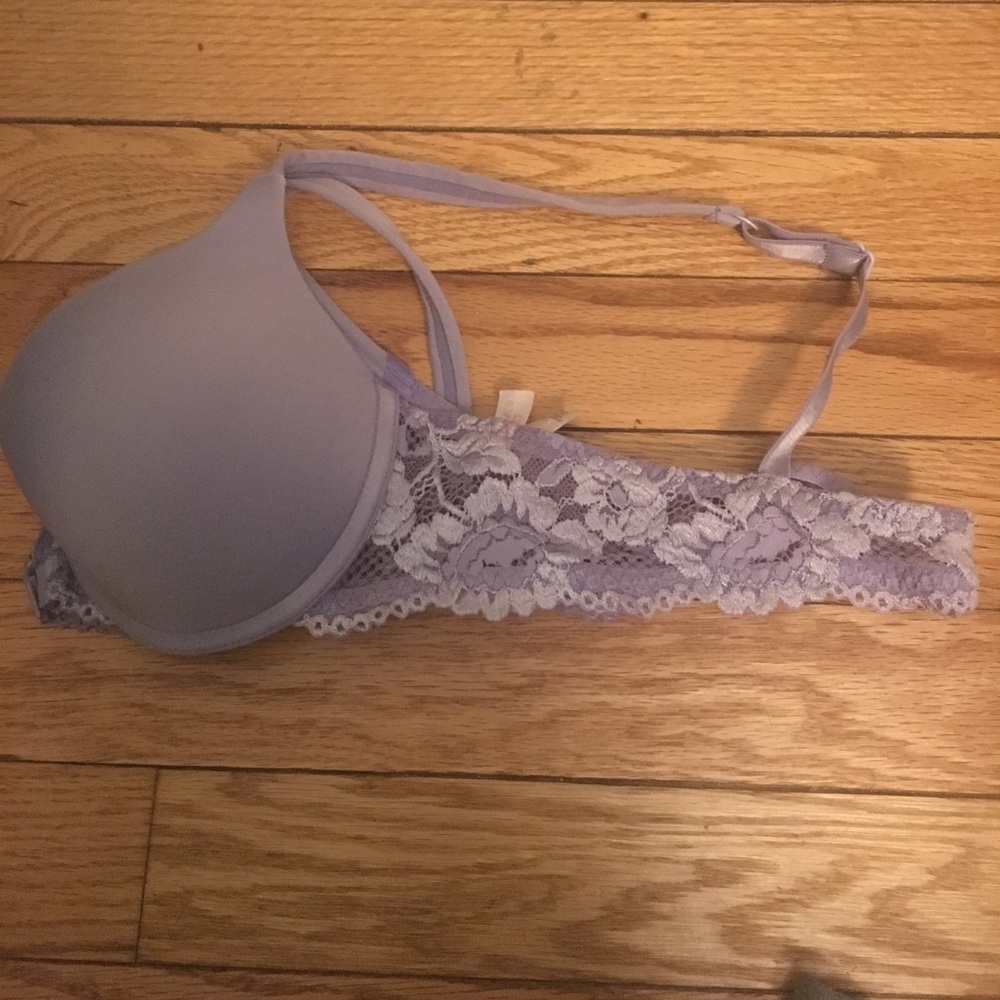 Victoria’s Secret bra push-up lace 34b